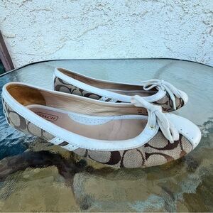 Coach Women's Signature Canvas and Leather Ballet Flats - Brown/White